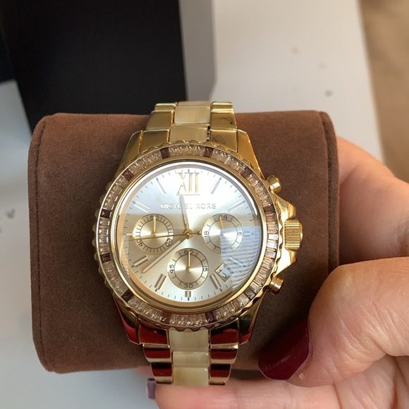 Michael Kors MK5874 Horn Actate Gold Everest Watch - Picture 3 of 9